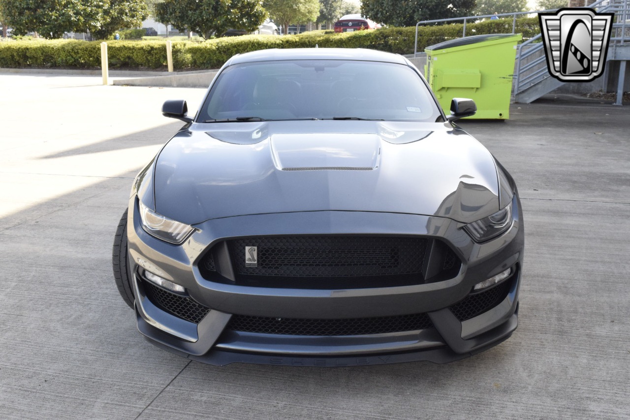 2020 Ford Mustang 47