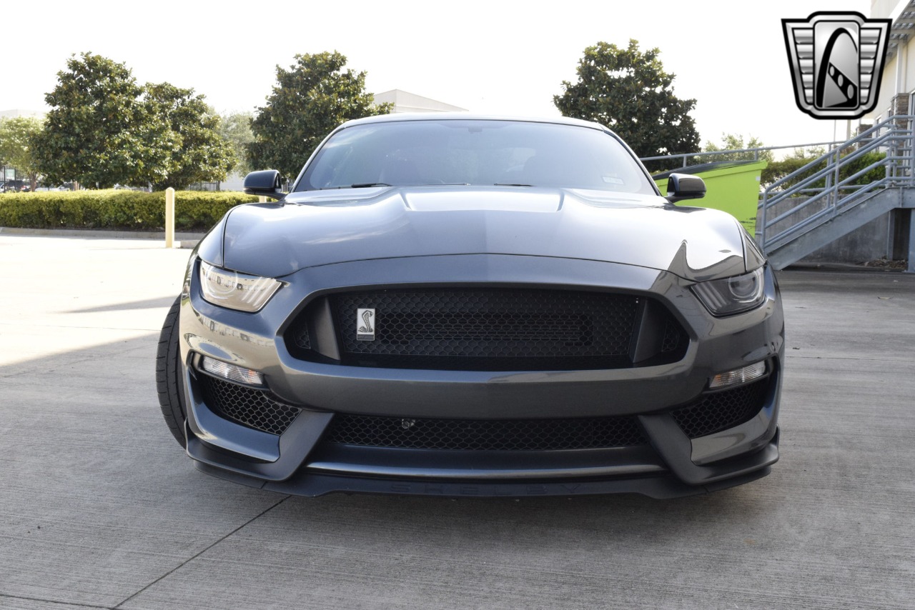 2020 Ford Mustang 48