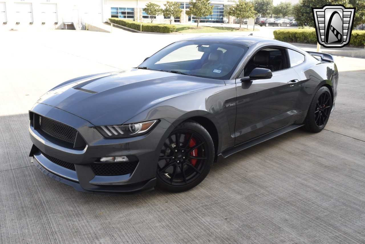 2020 Ford Mustang 50