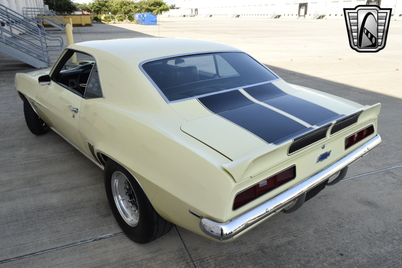 1969 Chevrolet Camaro 59