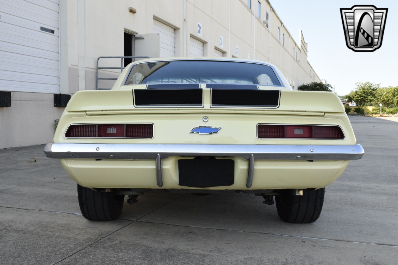 1969 Chevrolet Camaro 39
