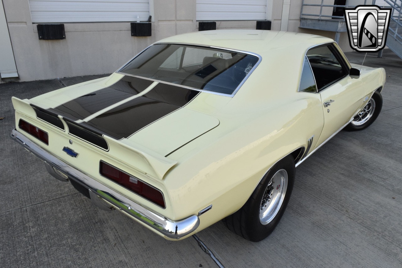 1969 Chevrolet Camaro 60