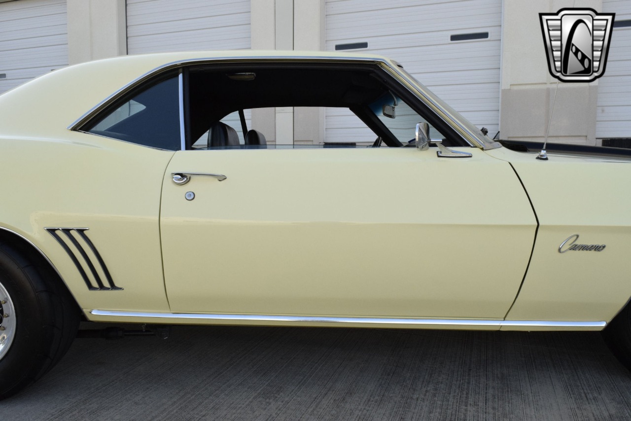 1969 Chevrolet Camaro 63