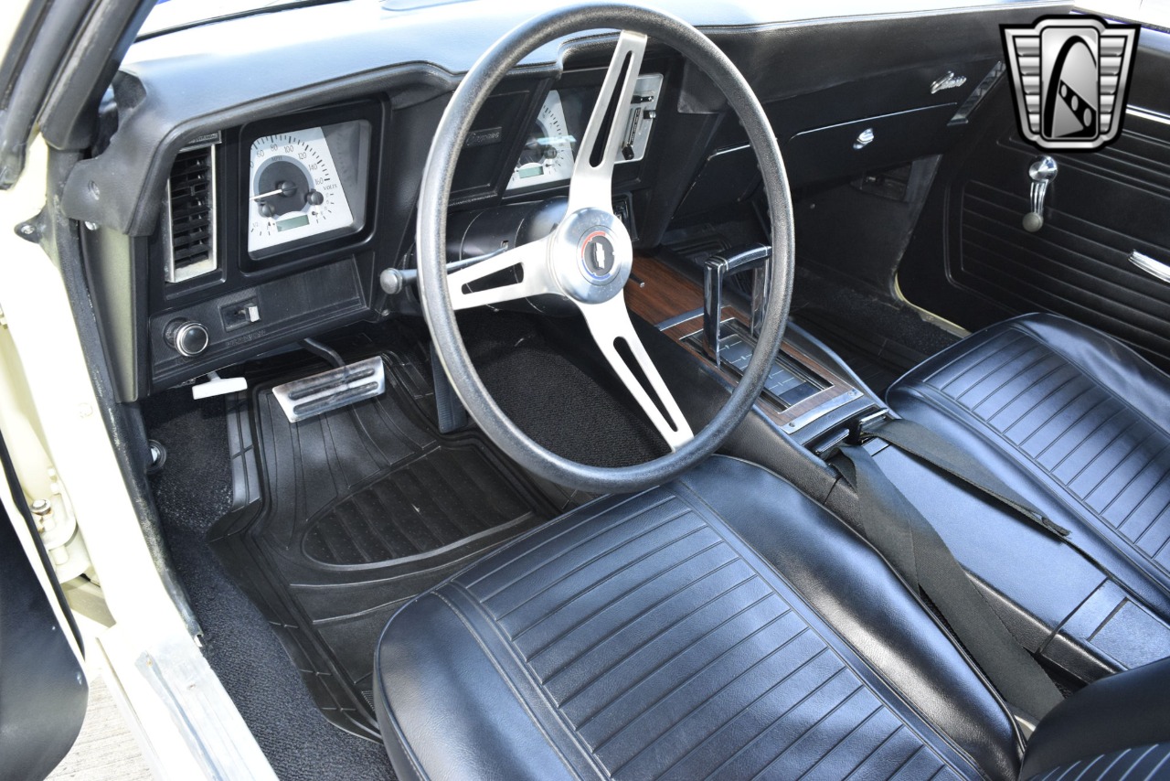1969 Chevrolet Camaro 24