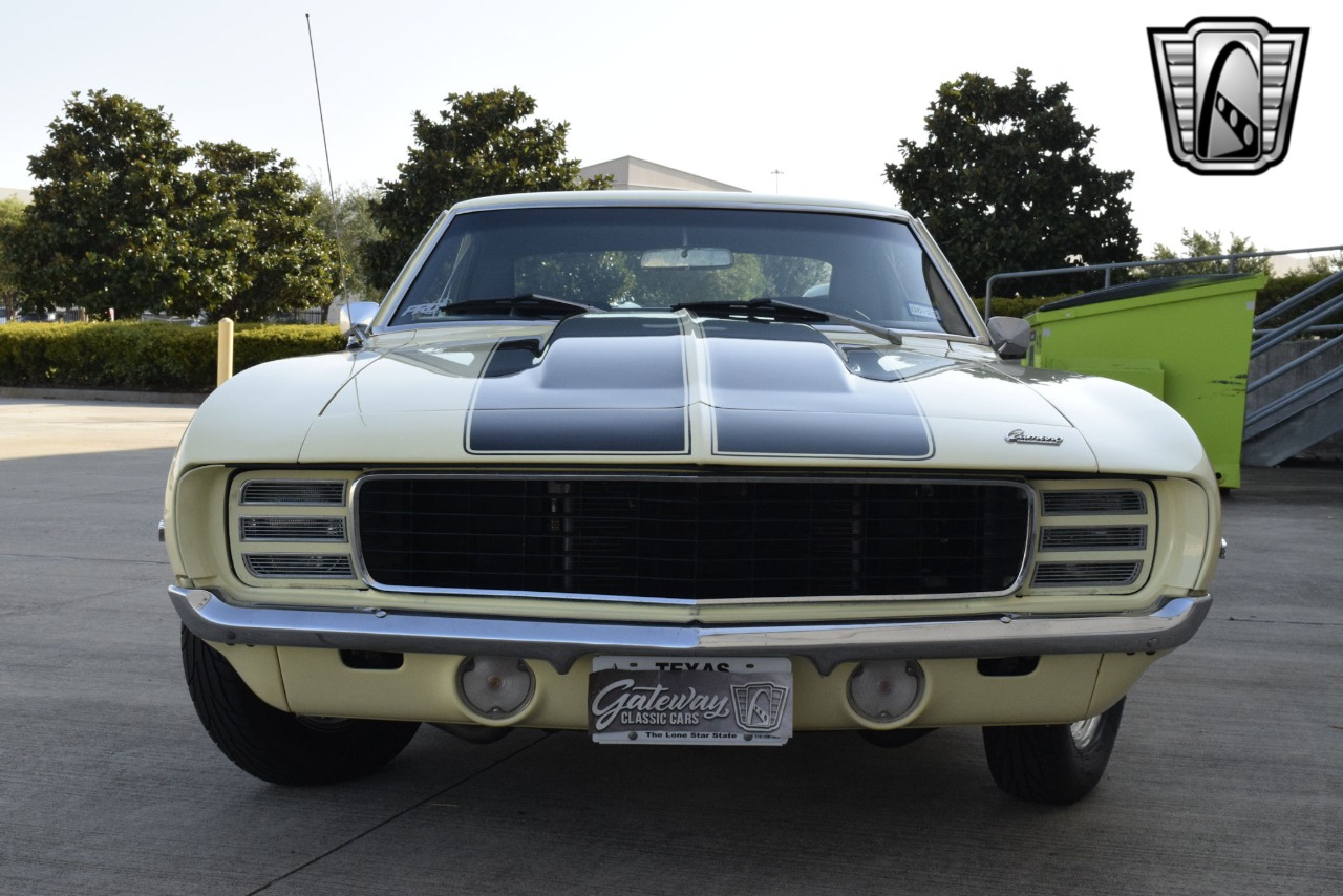 1969 Chevrolet Camaro 48