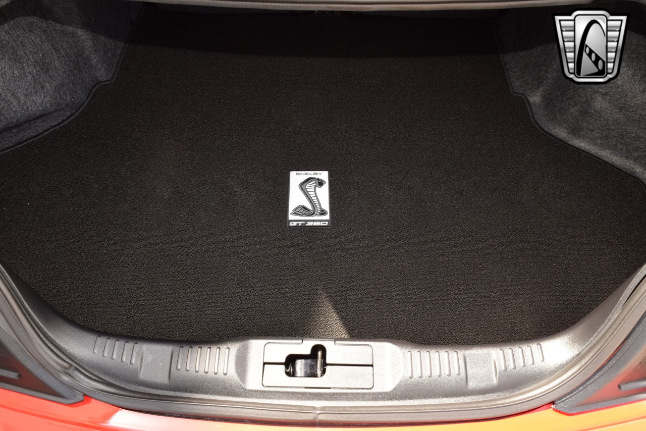 2017 Ford Mustang 28