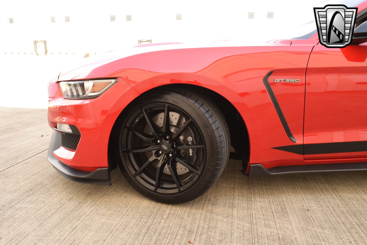 2017 Ford Mustang 54