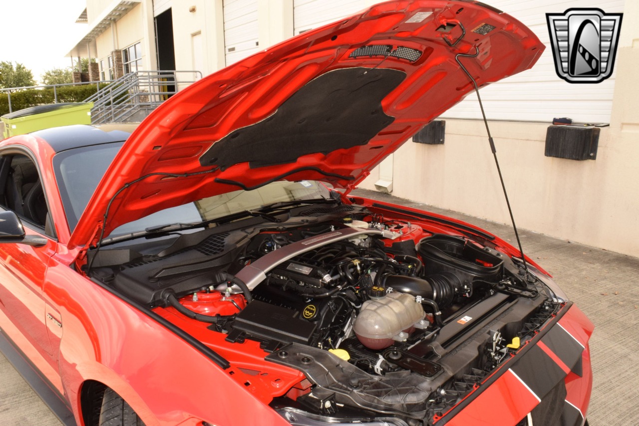 2017 Ford Mustang 97