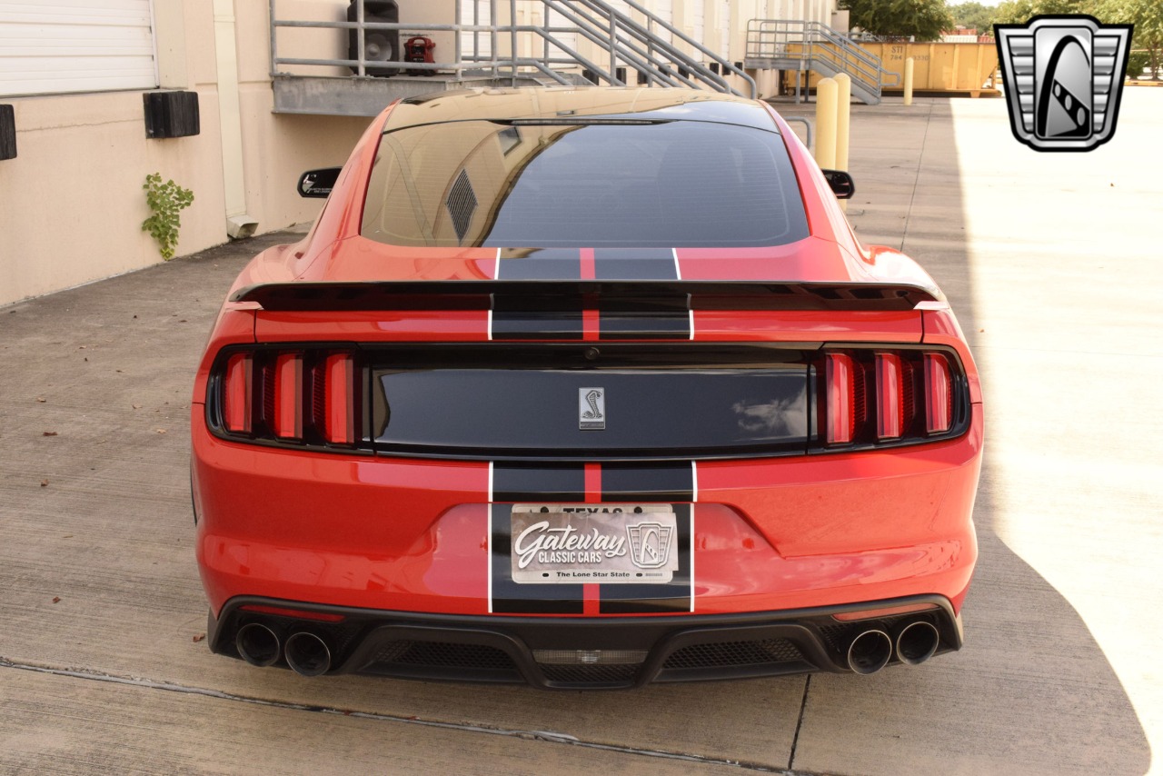 2017 Ford Mustang 39