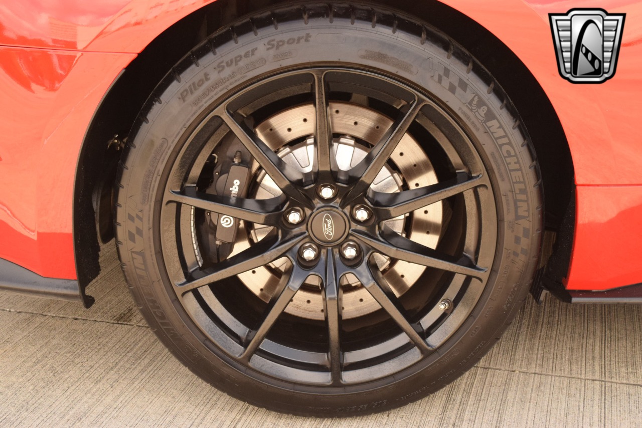 2017 Ford Mustang 62