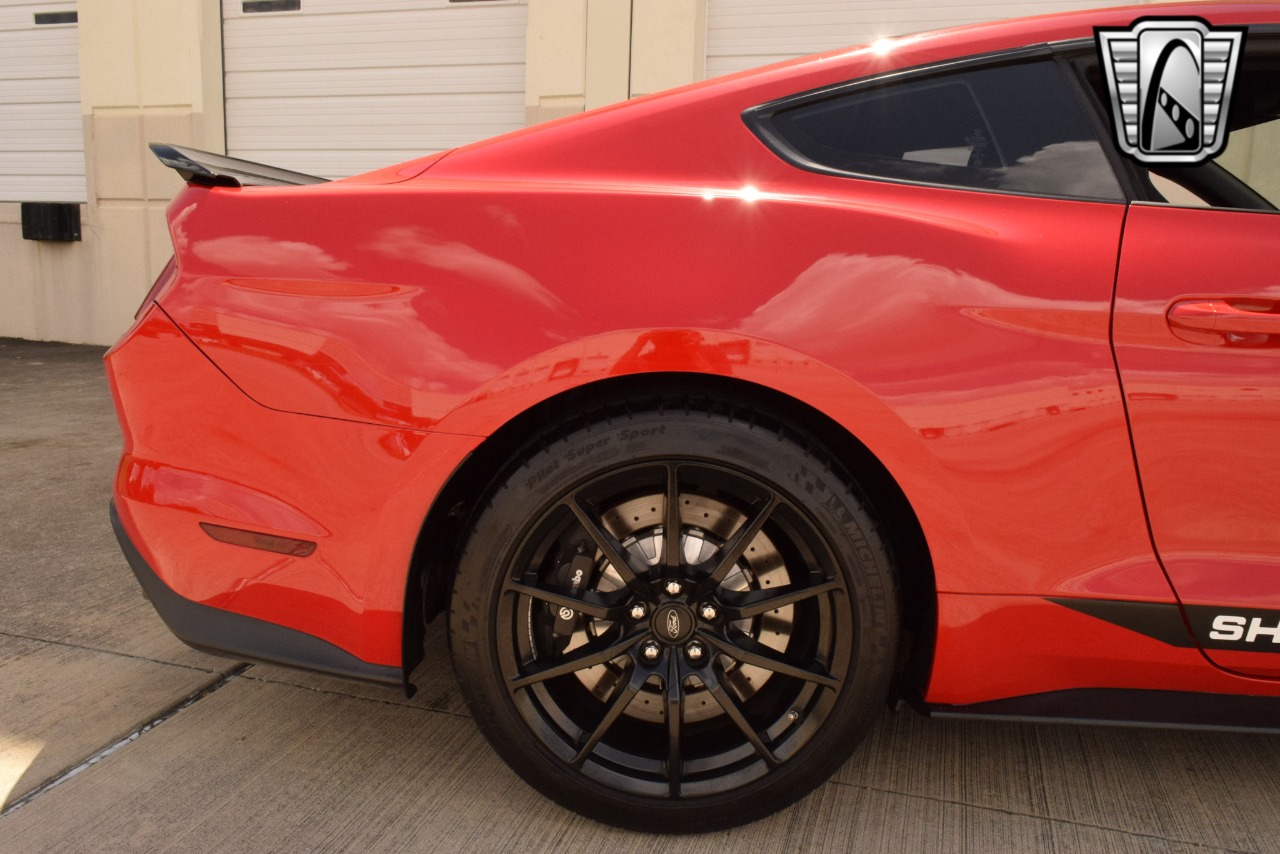 2017 Ford Mustang 63