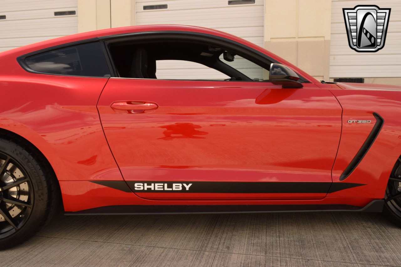 2017 Ford Mustang 65