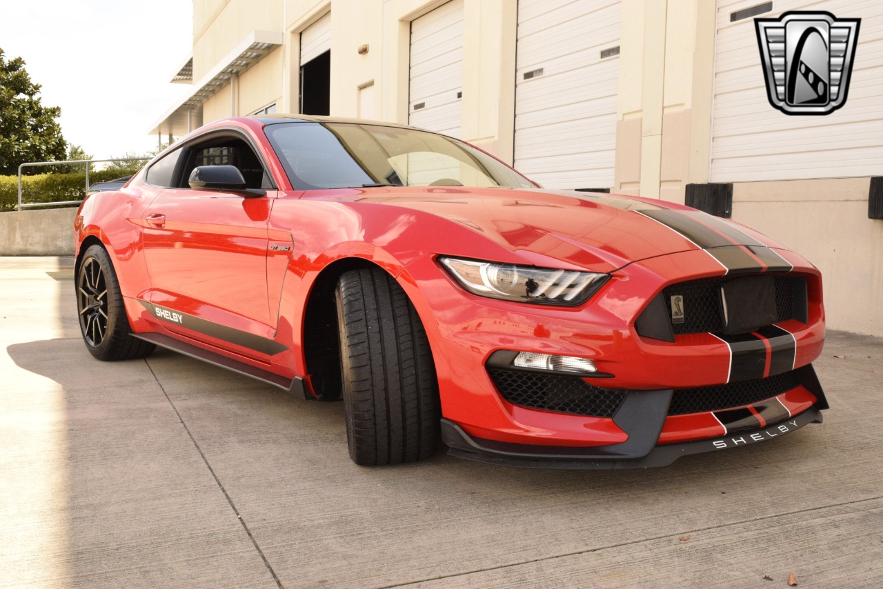 2017 Ford Mustang 47