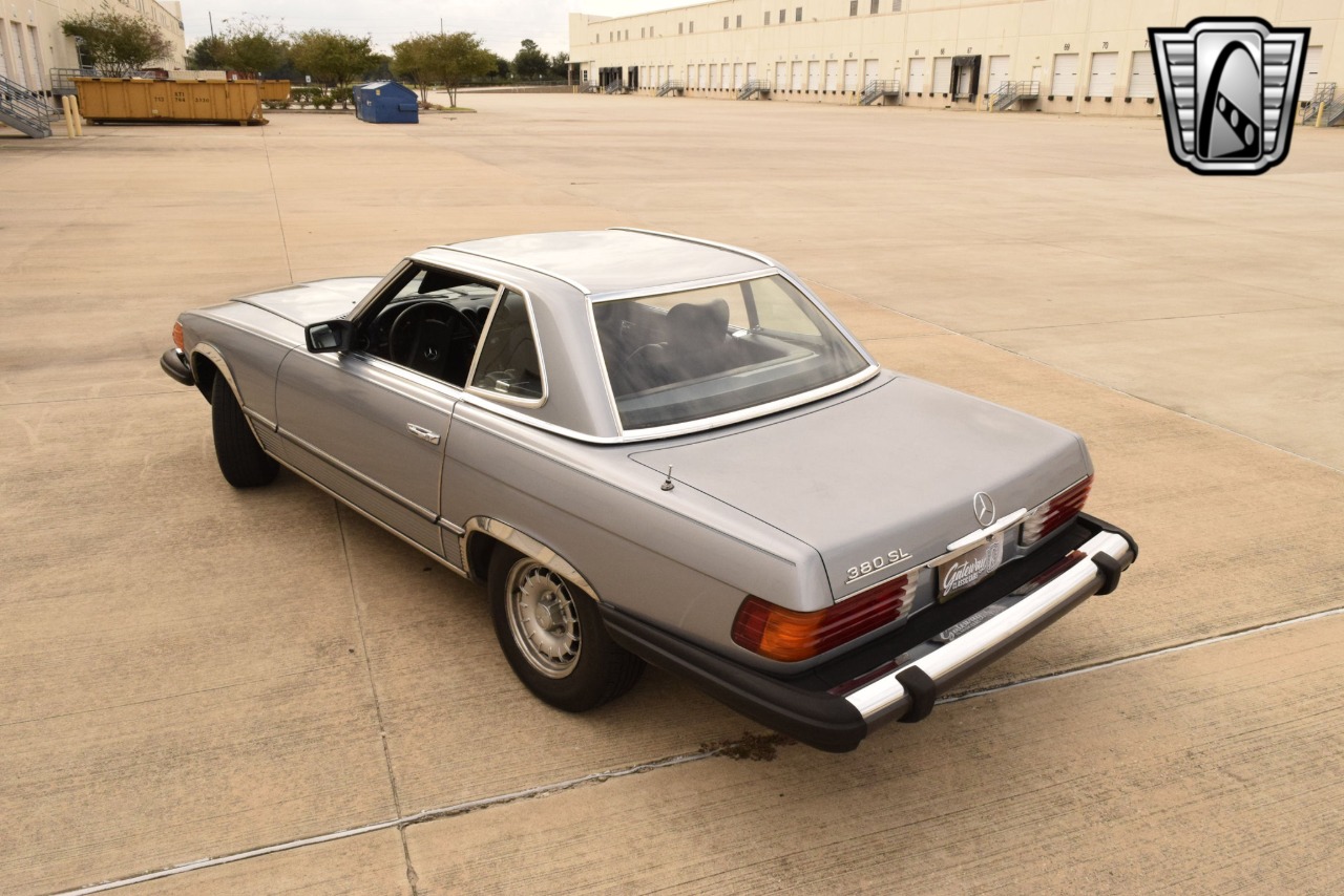 1982 Mercedes-Benz 380SL 52