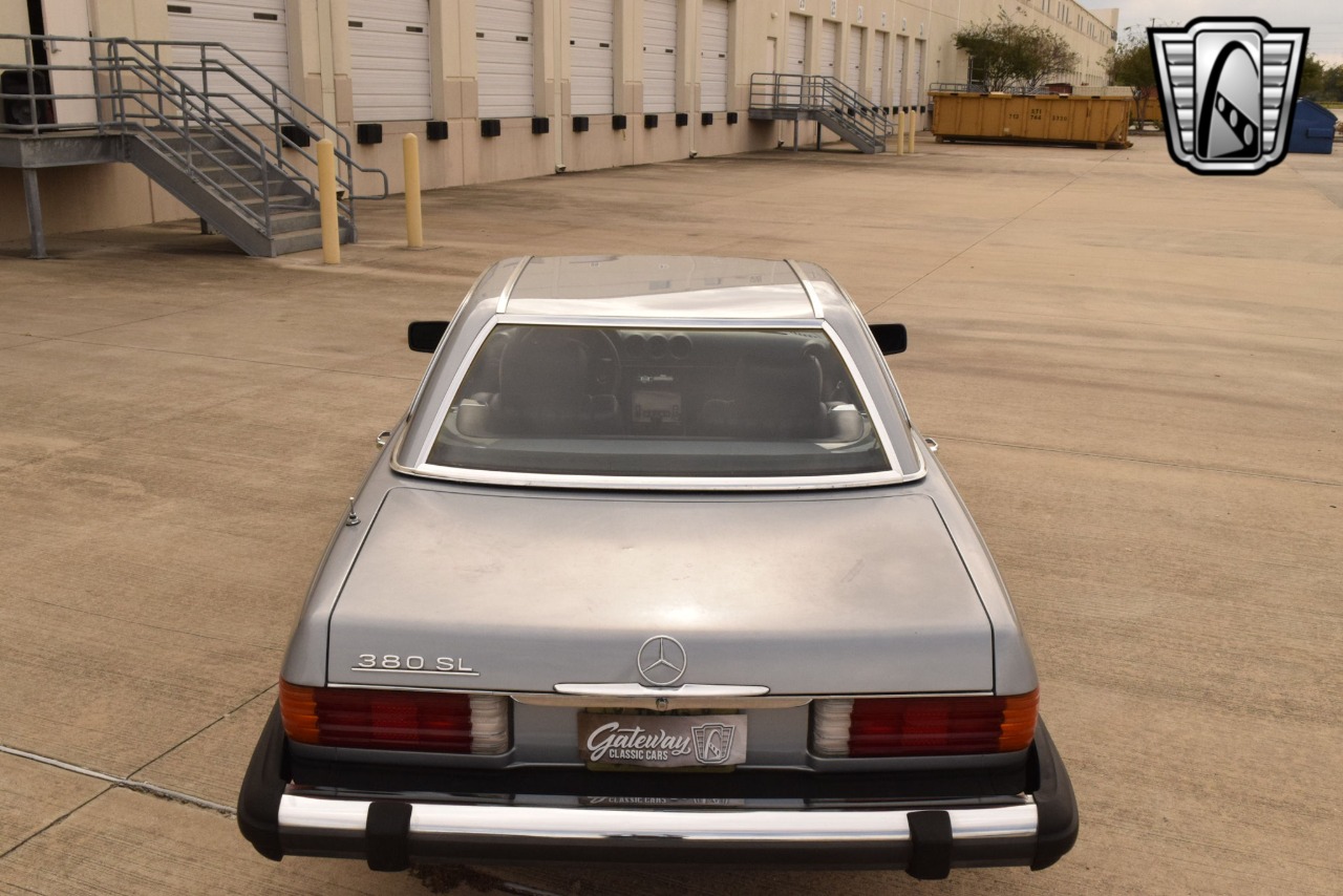 1982 Mercedes-Benz 380SL 55