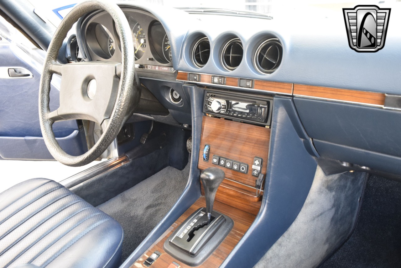 1982 Mercedes-Benz 380SL 30