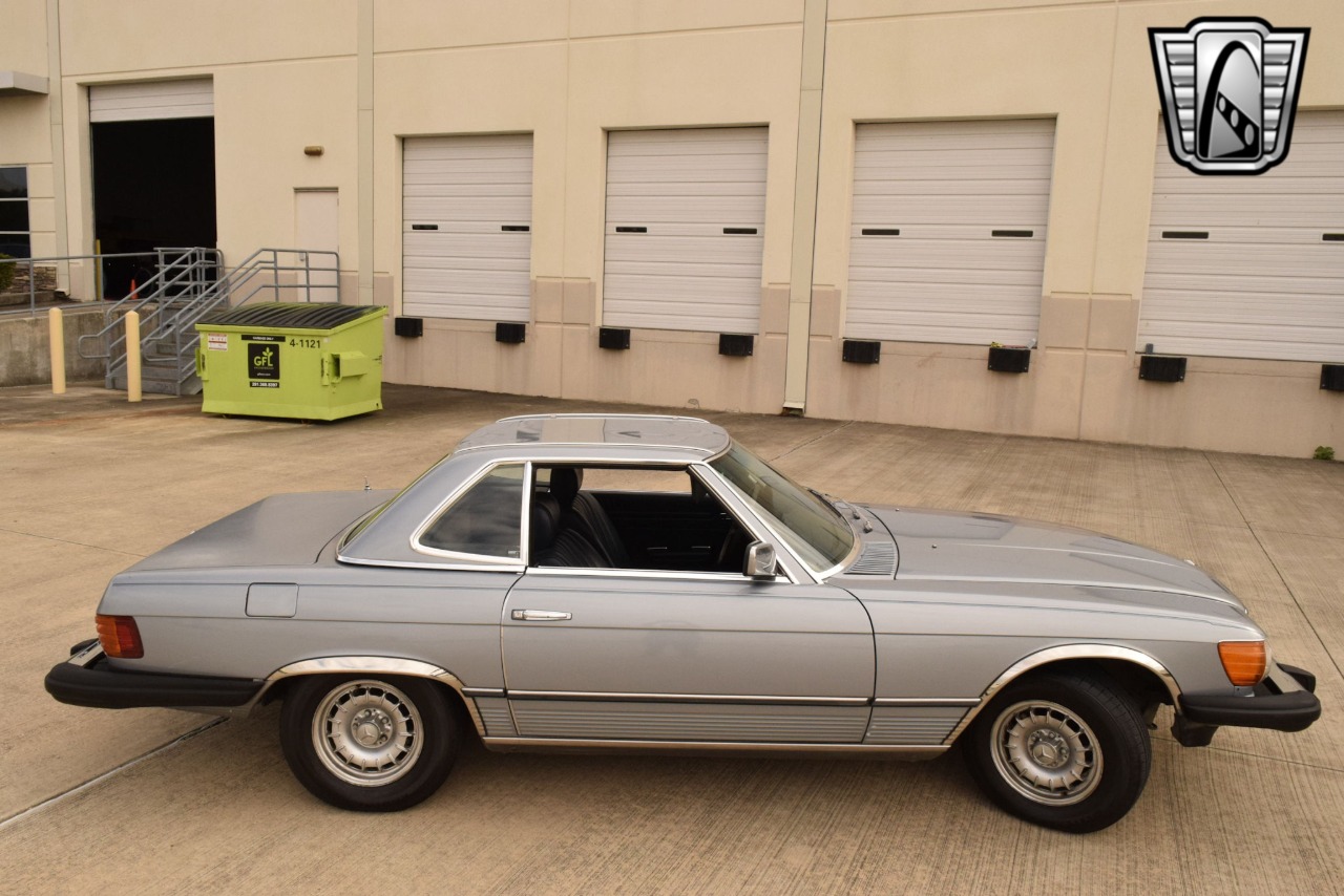 1982 Mercedes-Benz 380SL 60