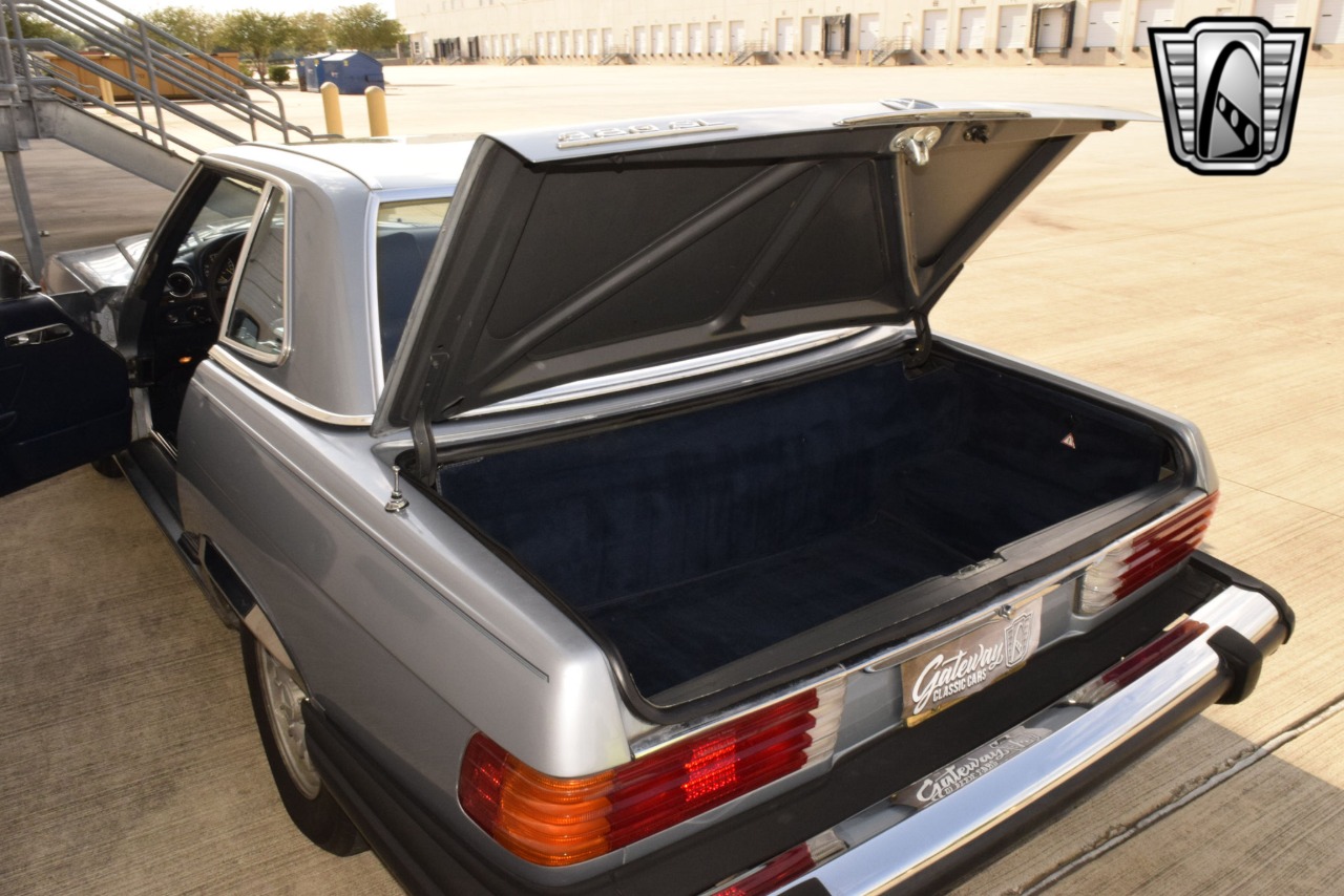 1982 Mercedes-Benz 380SL 31