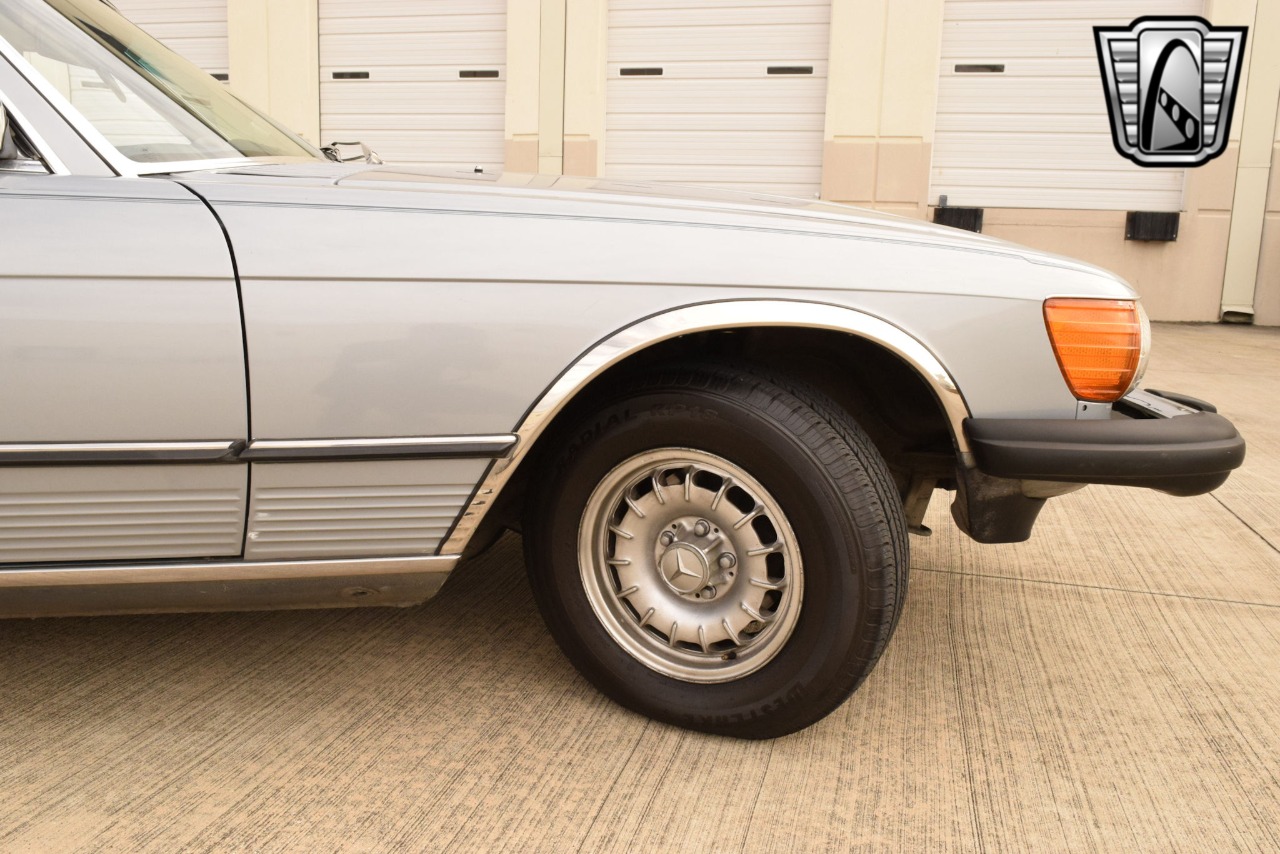 1982 Mercedes-Benz 380SL 85
