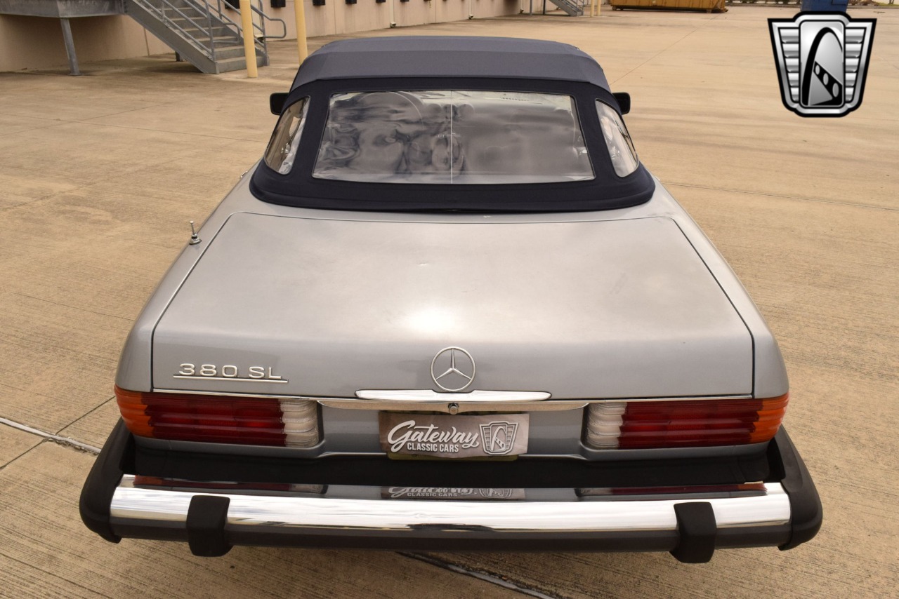1982 Mercedes-Benz 380SL 44