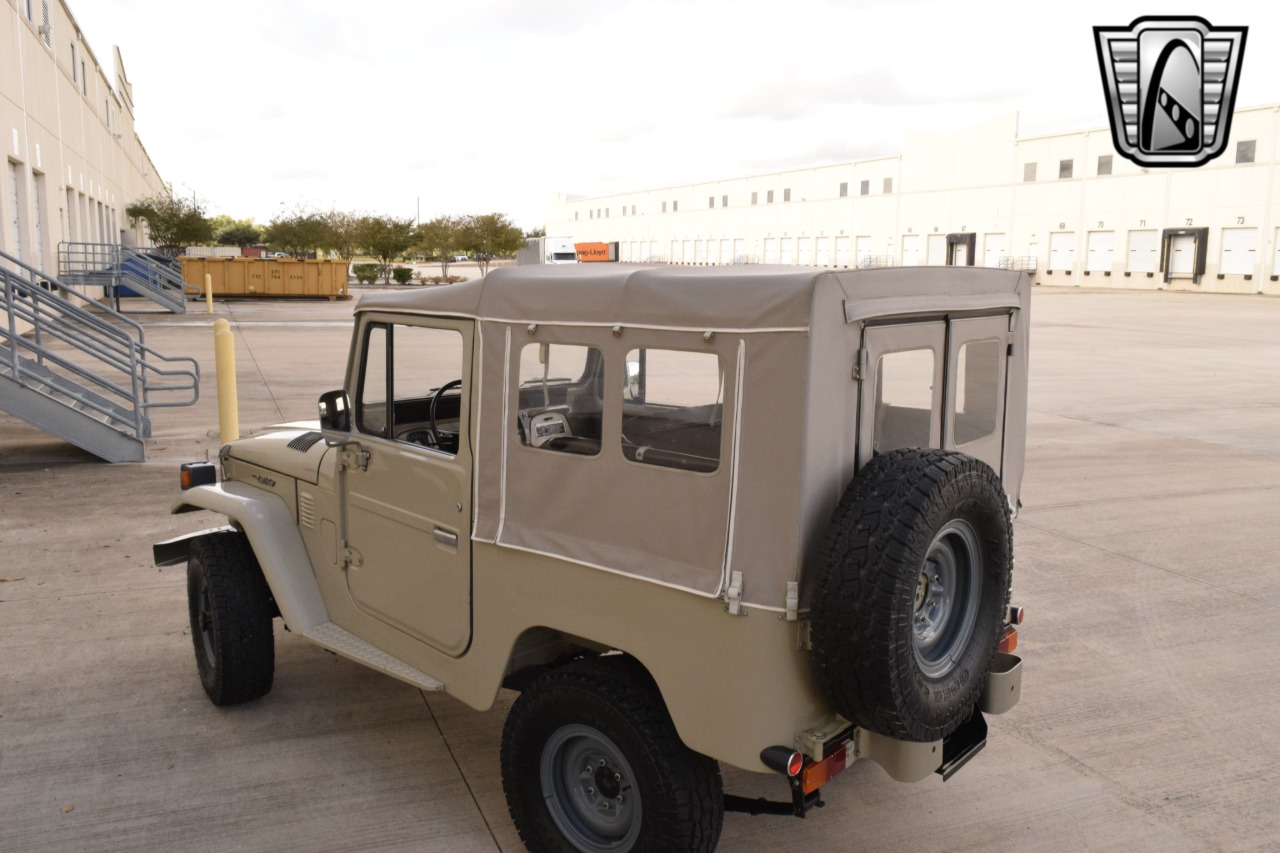 1978 Toyota FJ Cruiser 34