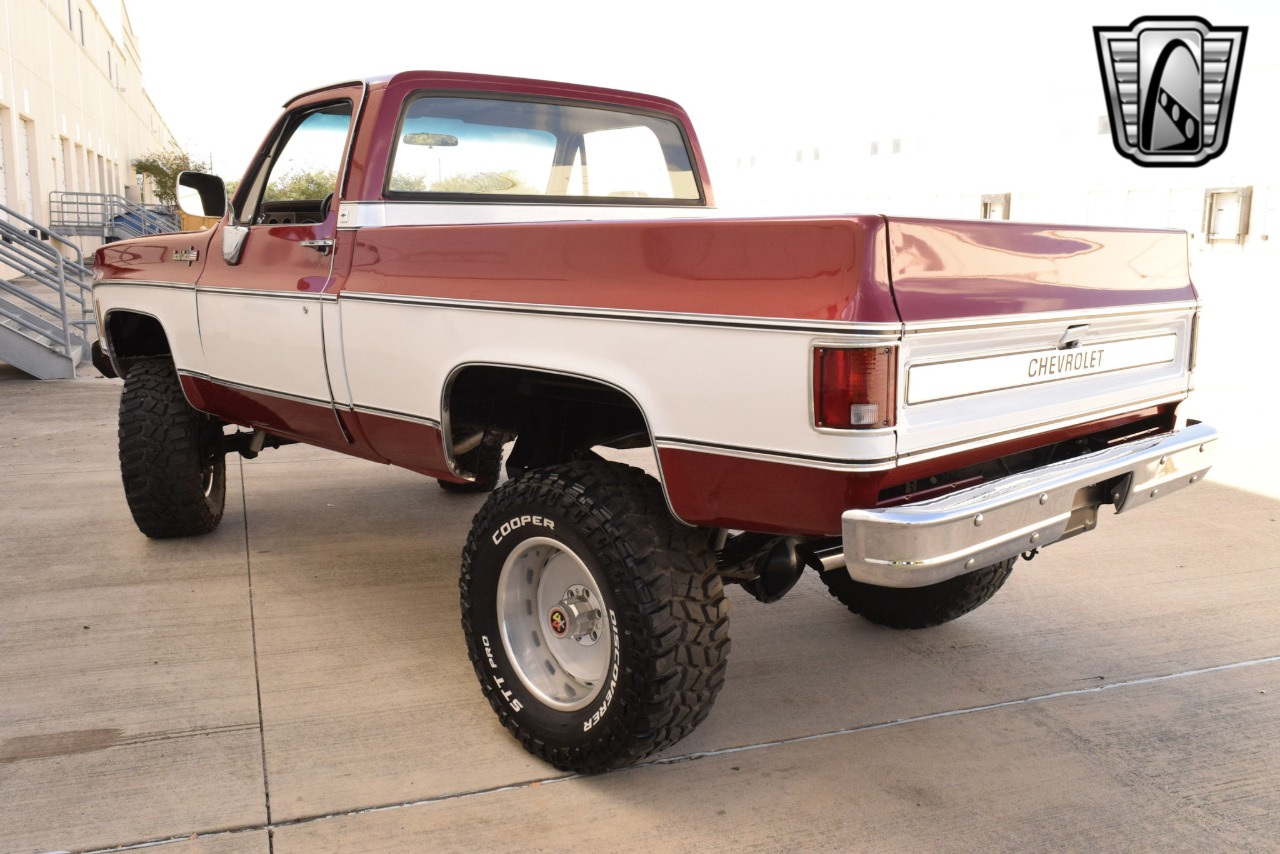 1976 Chevrolet K10 36