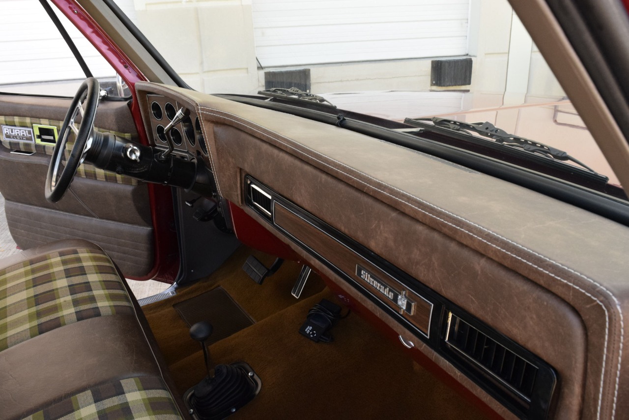 1976 Chevrolet K10 26