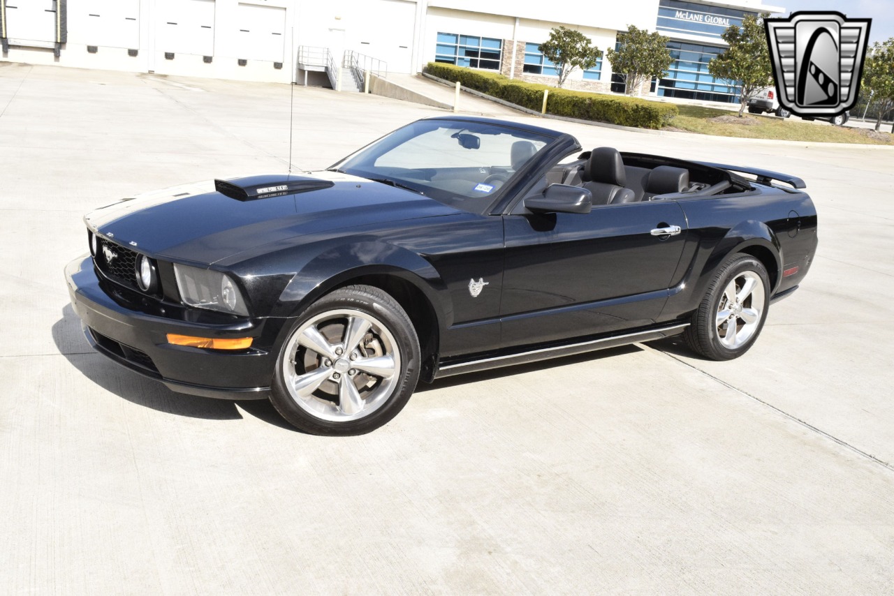 2009 Ford Mustang 23