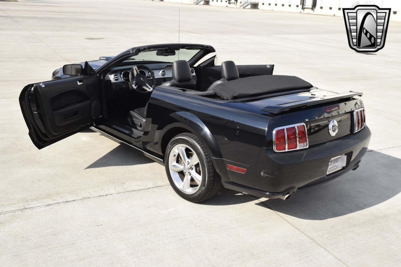 2009 Ford Mustang 28