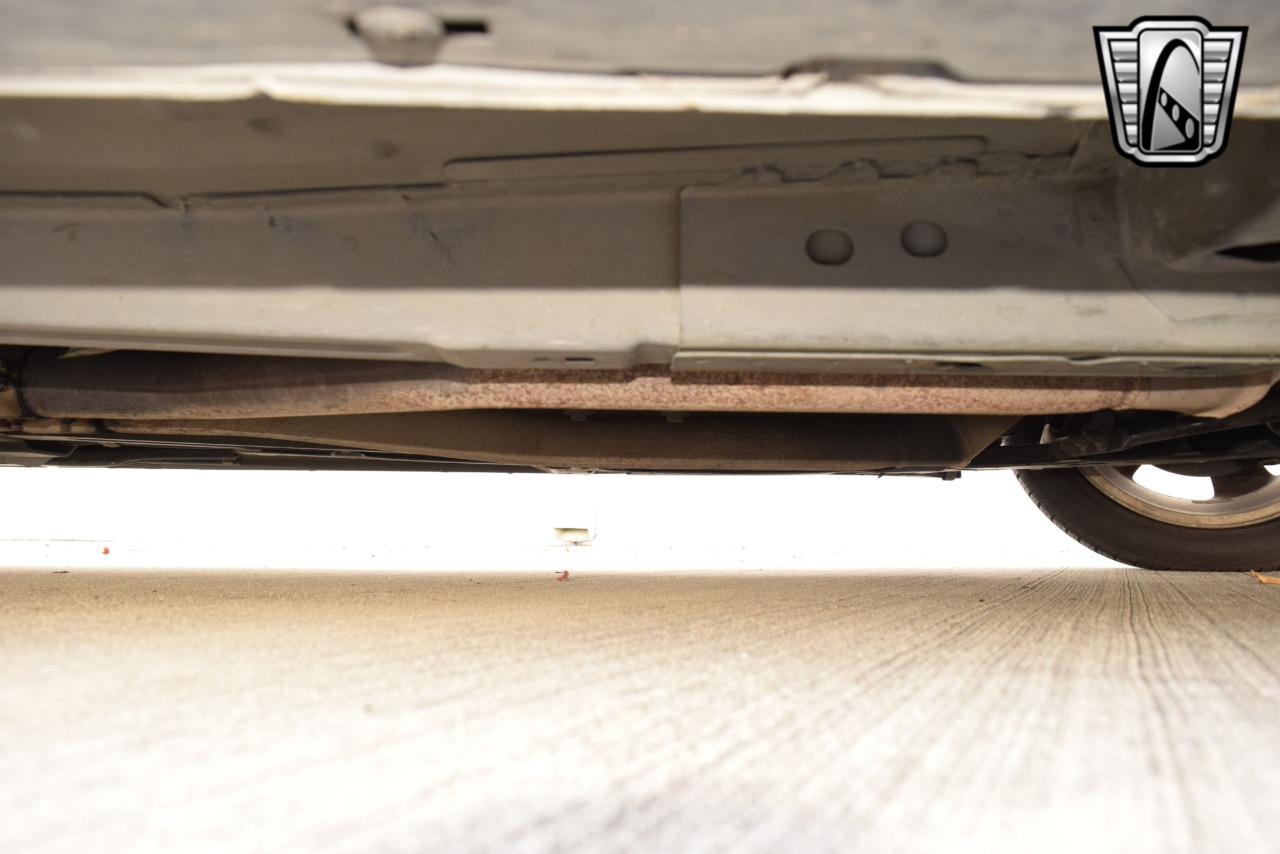 2009 Ford Mustang 19