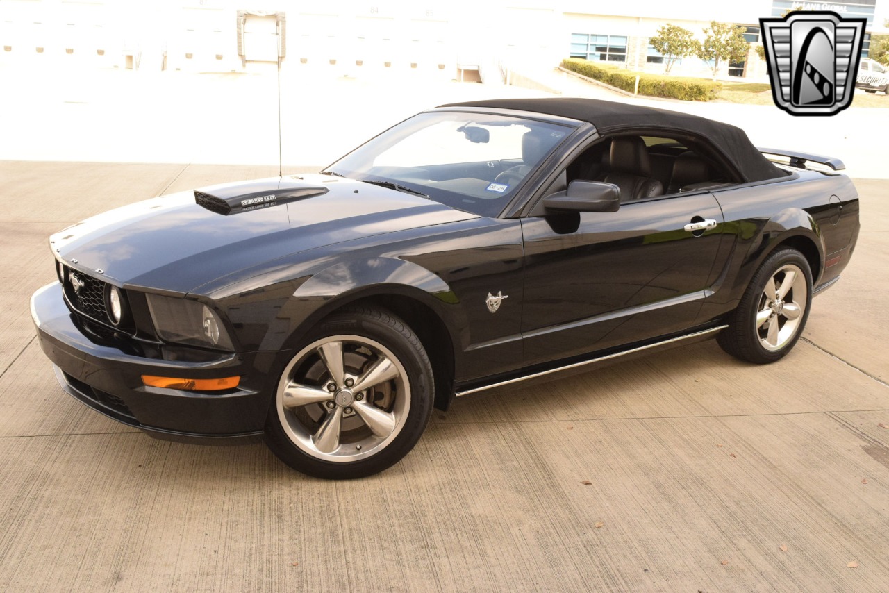 2009 Ford Mustang 4