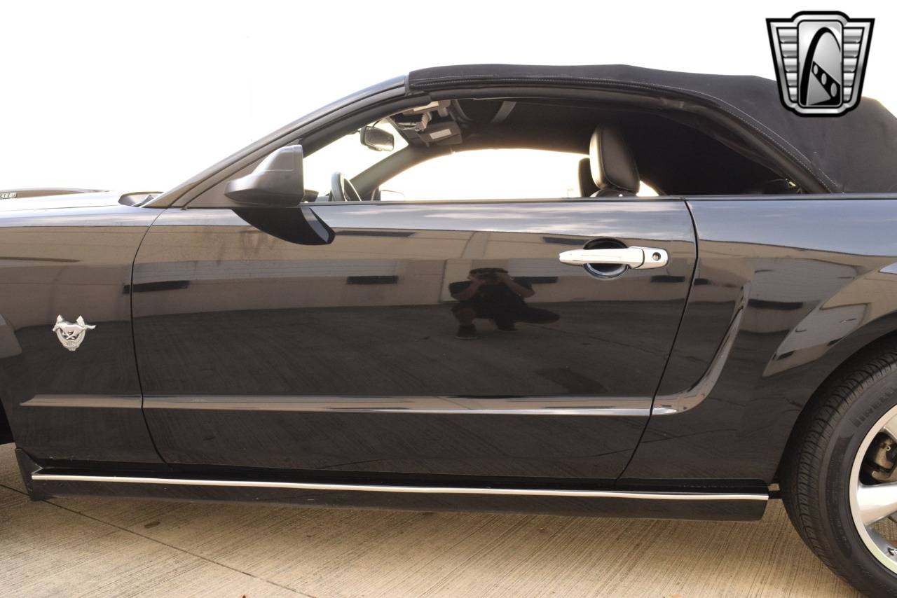 2009 Ford Mustang 54