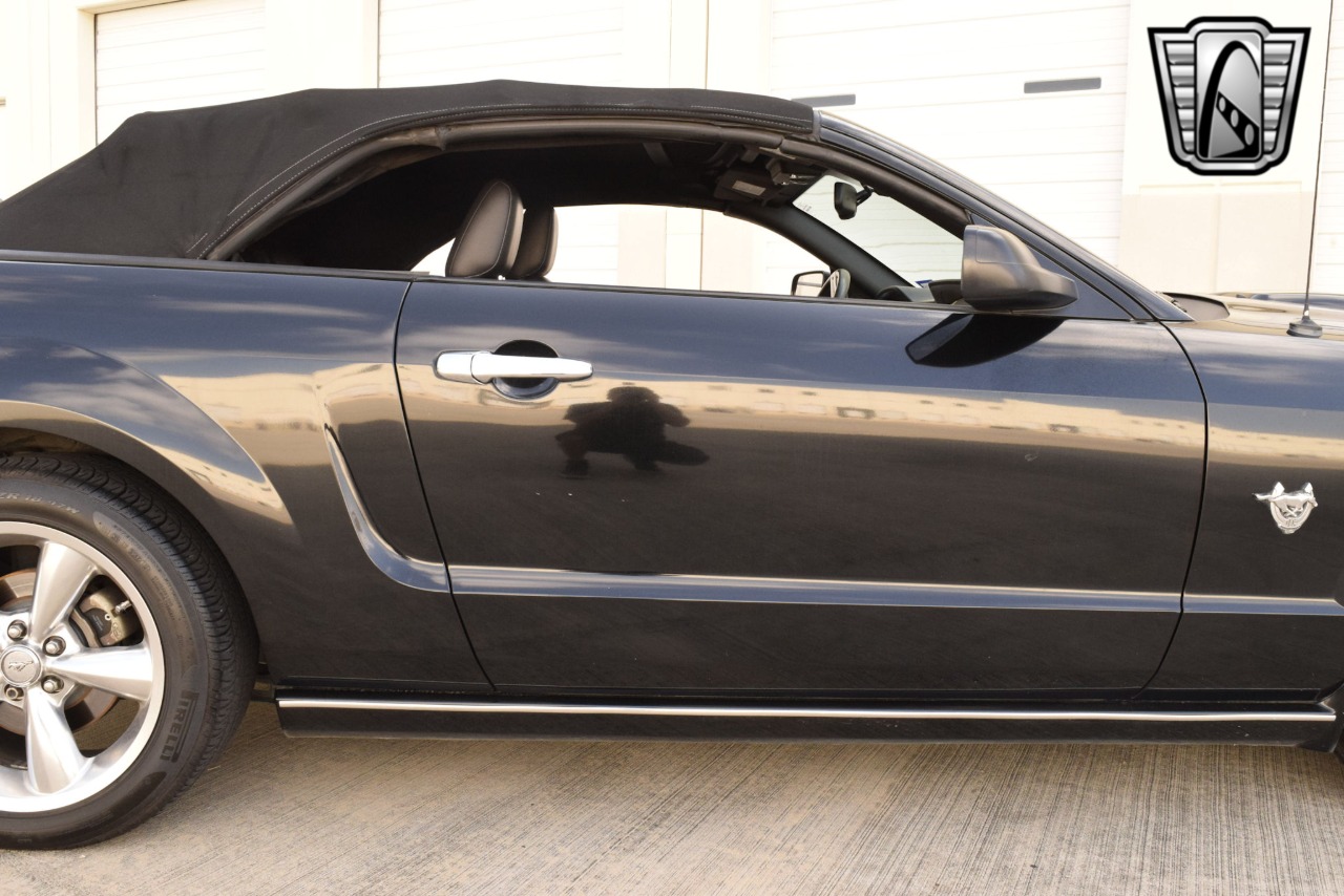 2009 Ford Mustang 63