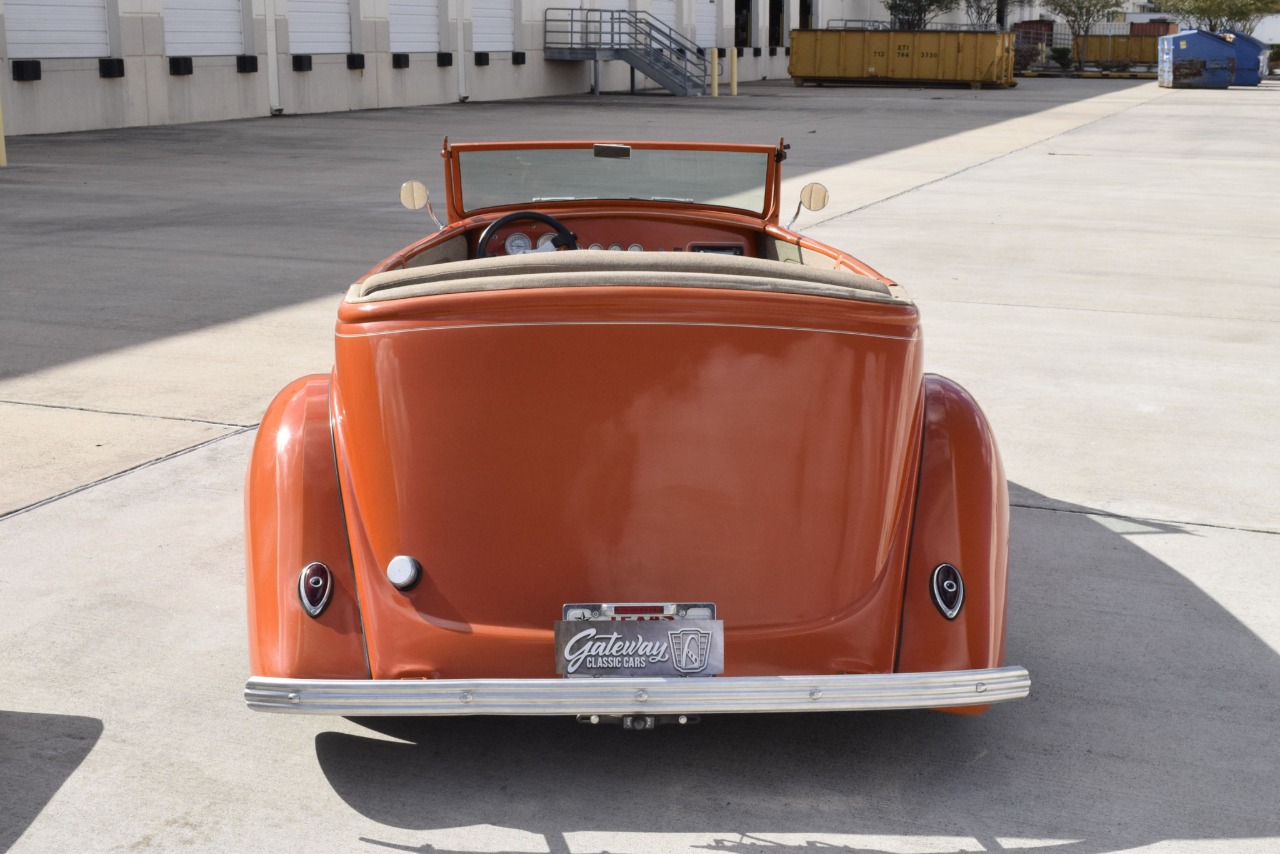 1935 Ford Phaeton 34