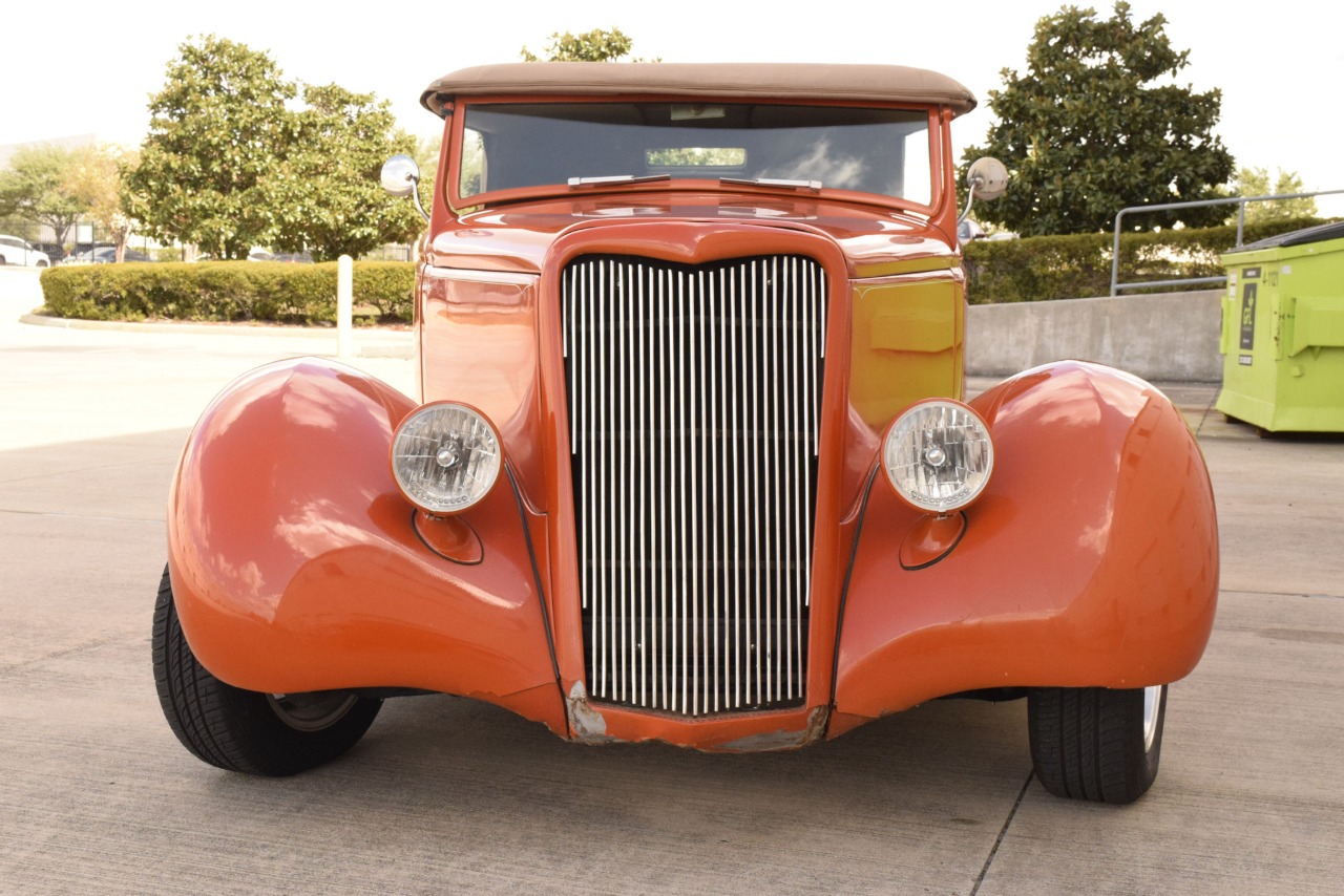 1935 Ford Phaeton 57