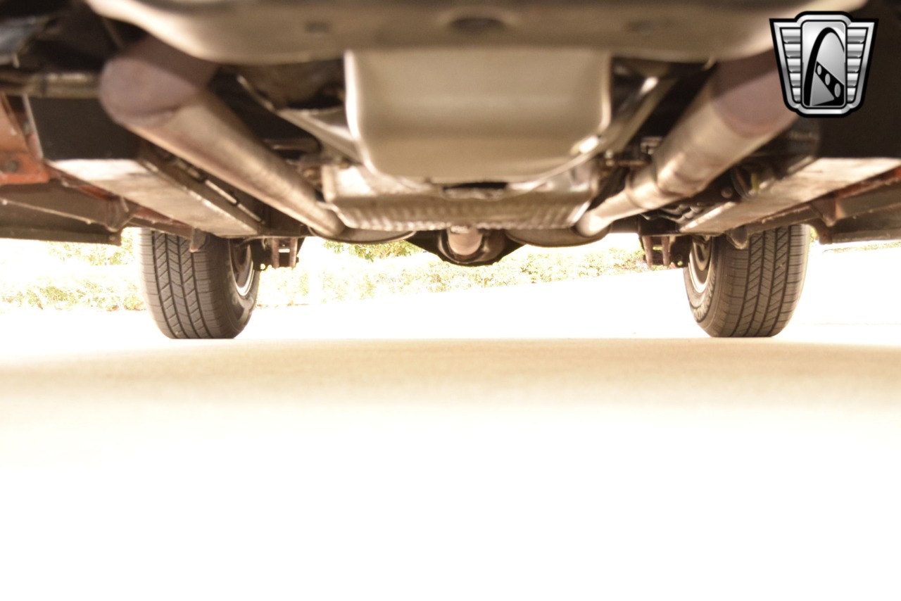 1935 Ford Phaeton 15