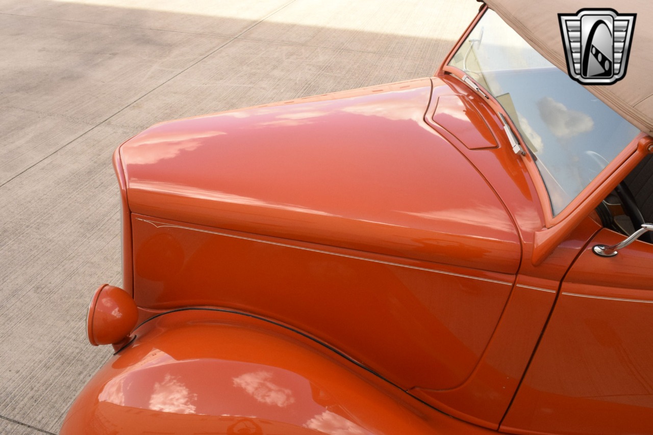 1935 Ford Phaeton 63