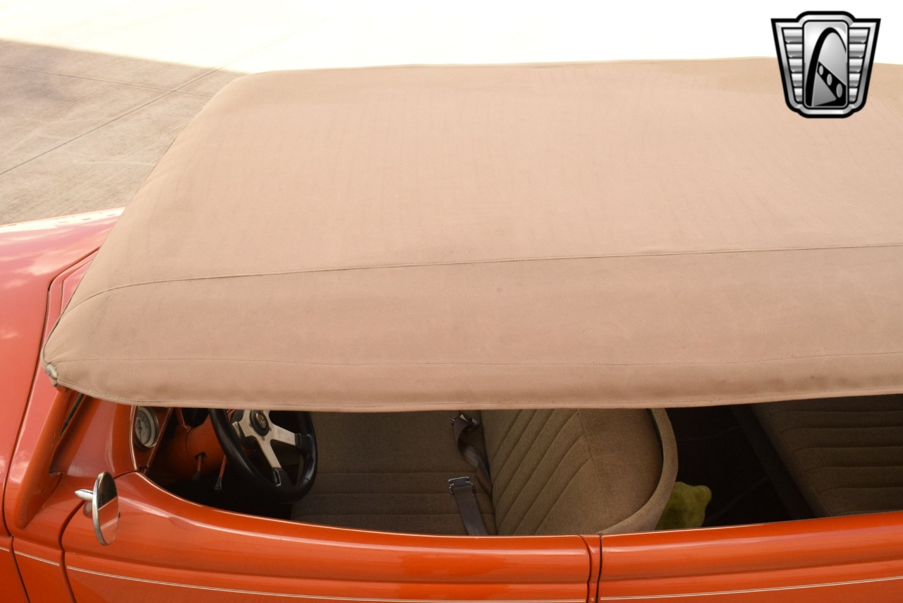 1935 Ford Phaeton 11