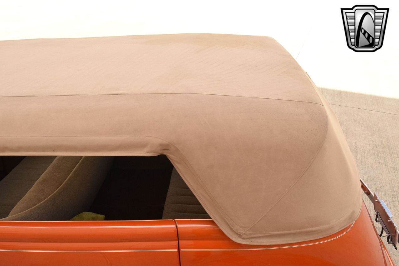 1935 Ford Phaeton 71