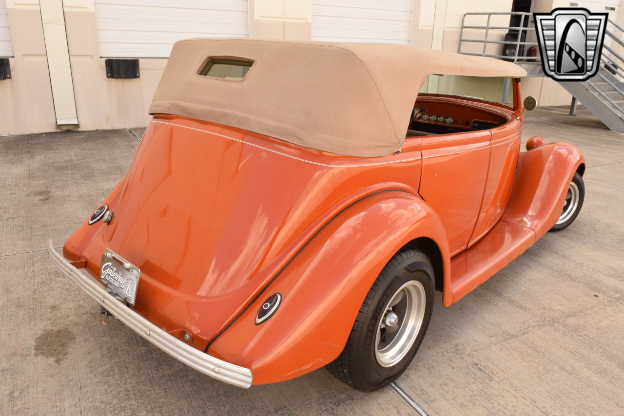 1935 Ford Phaeton 72