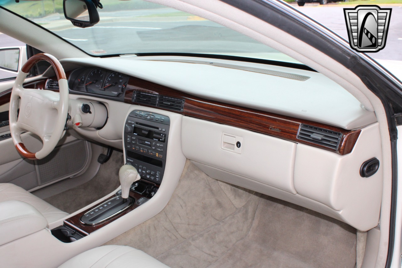 2002 Cadillac Eldorado 22