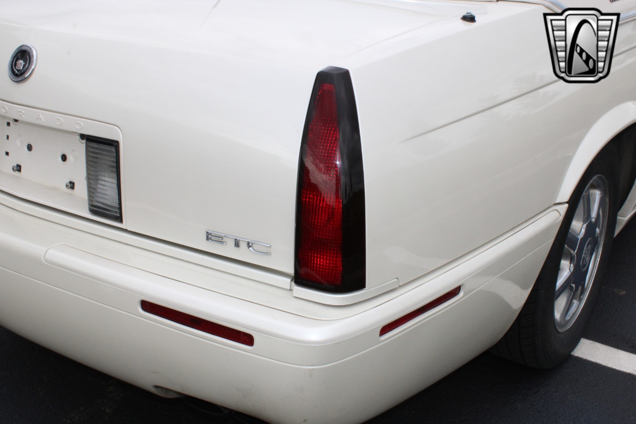 2002 Cadillac Eldorado 11