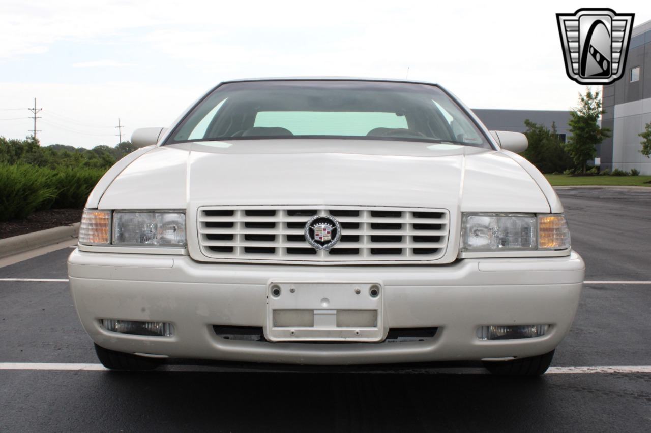 2002 Cadillac Eldorado 47