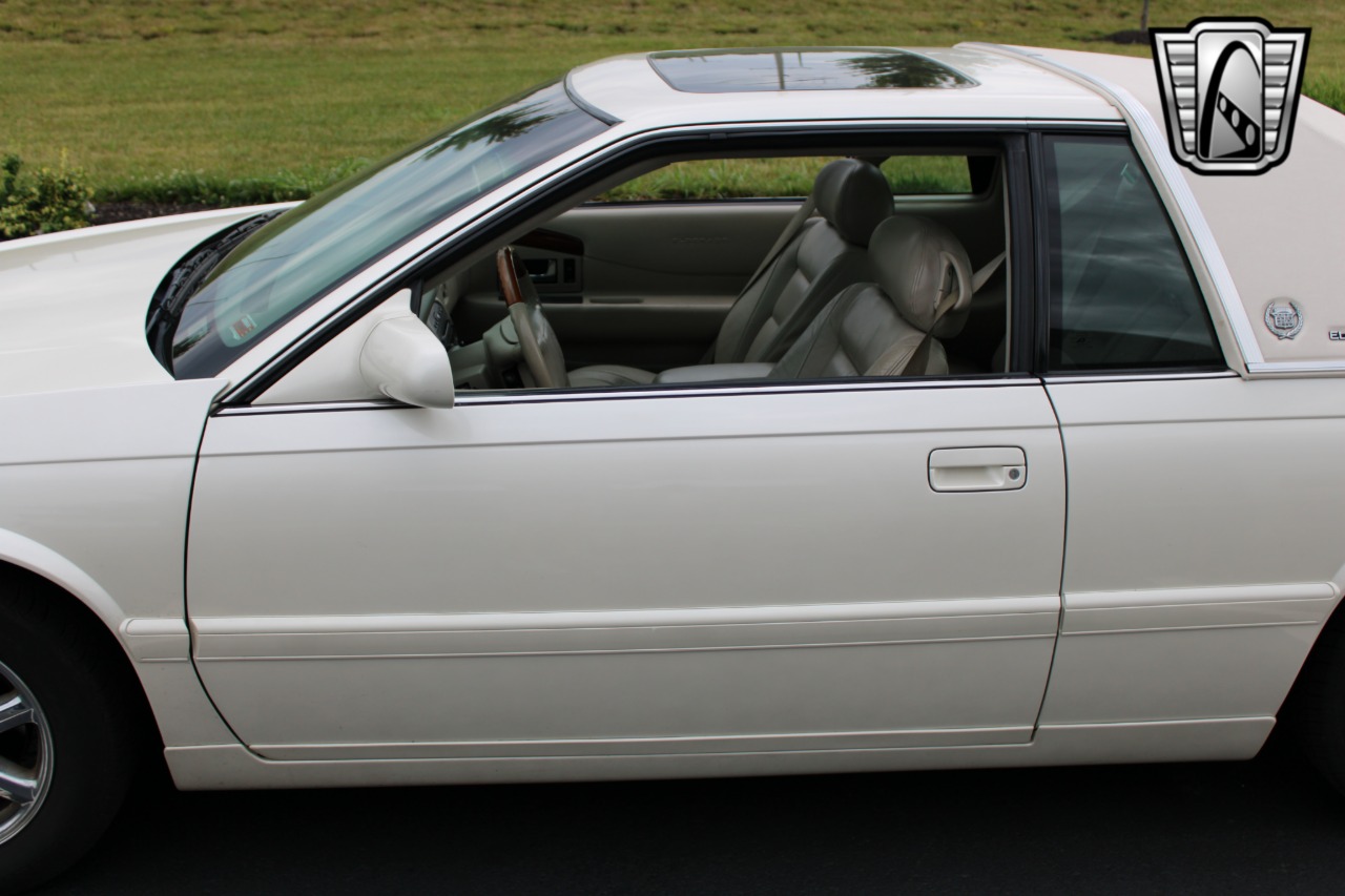 2002 Cadillac Eldorado 50