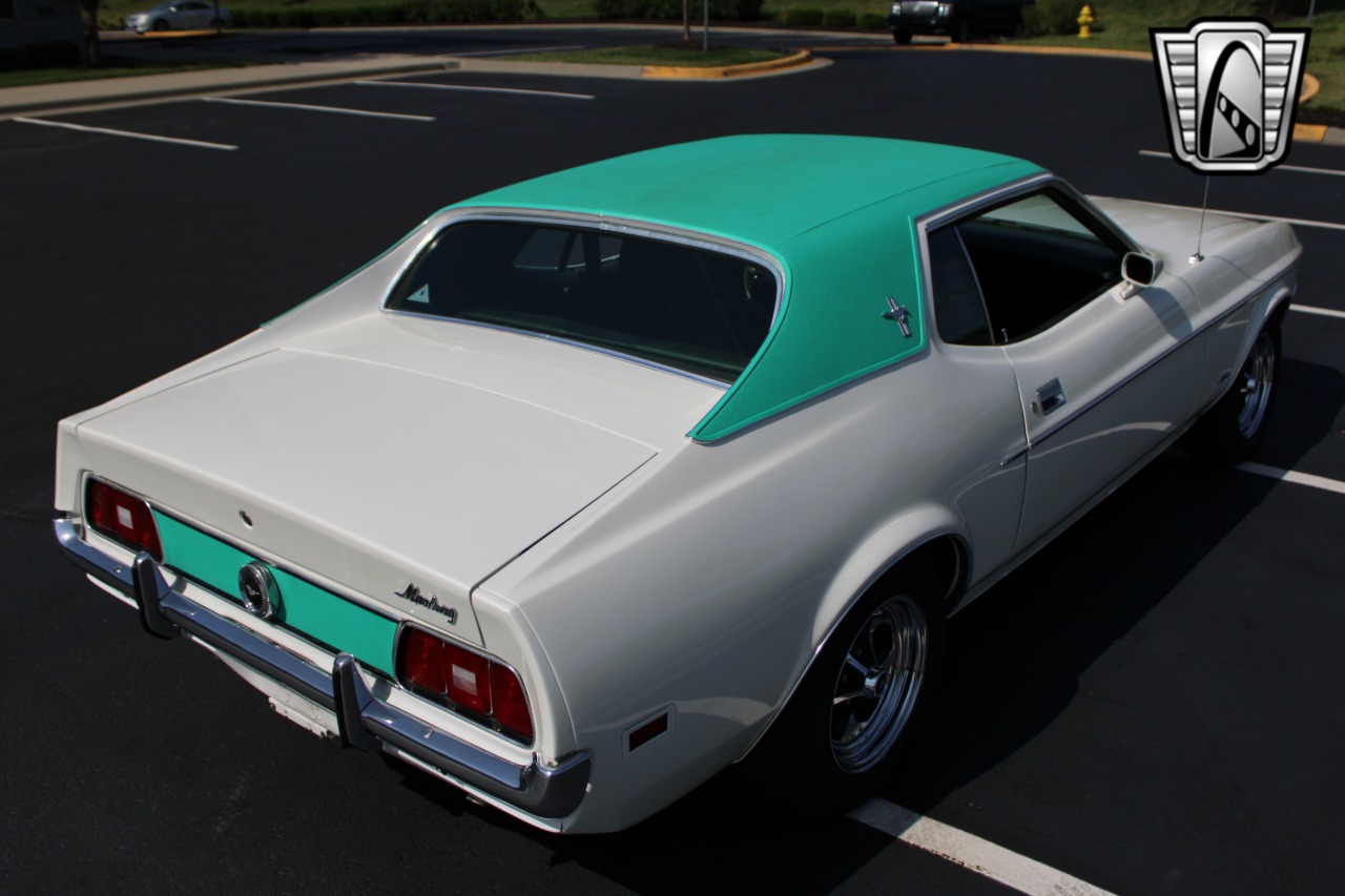 1972 Ford Mustang 36