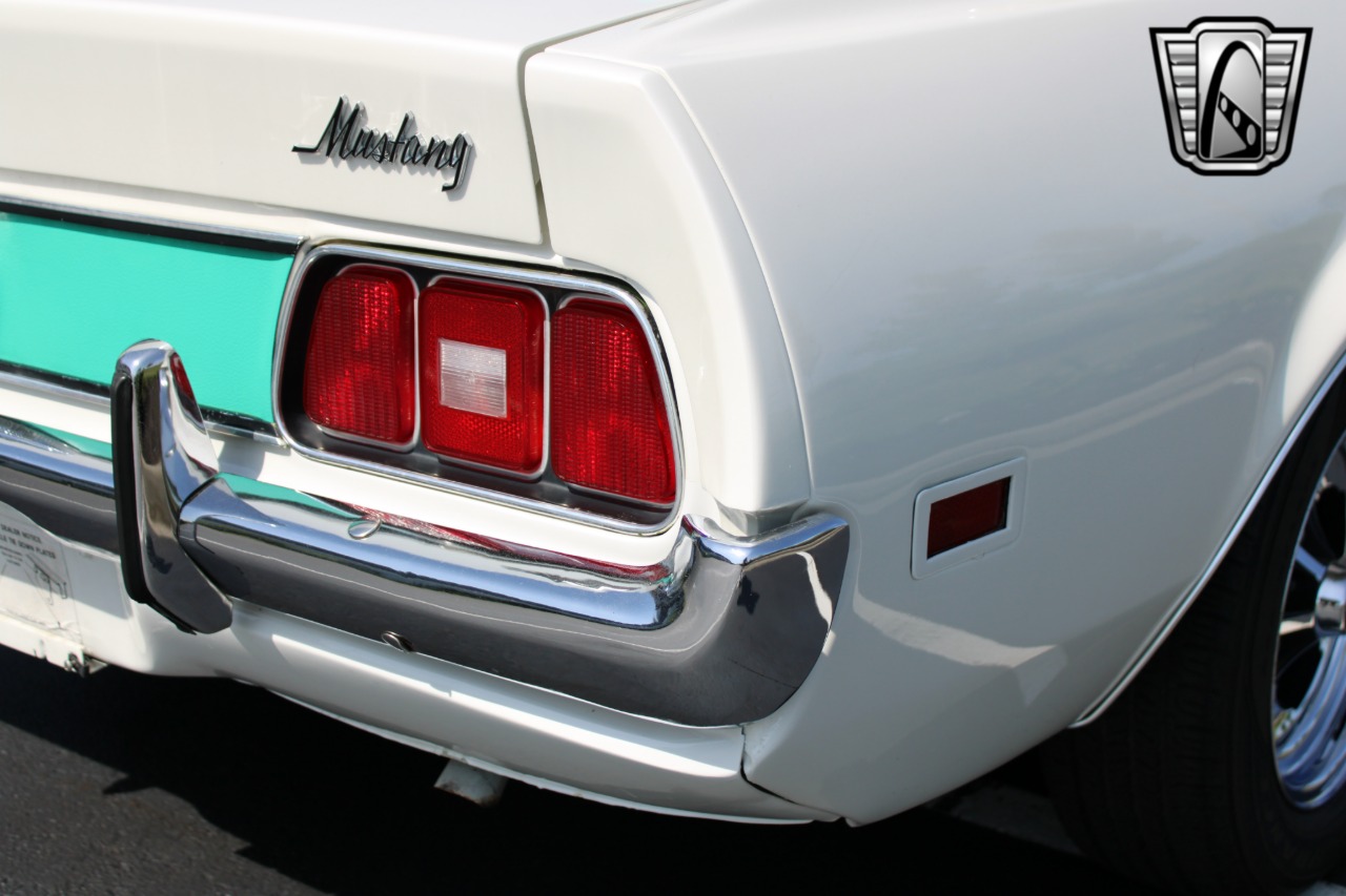1972 Ford Mustang 12