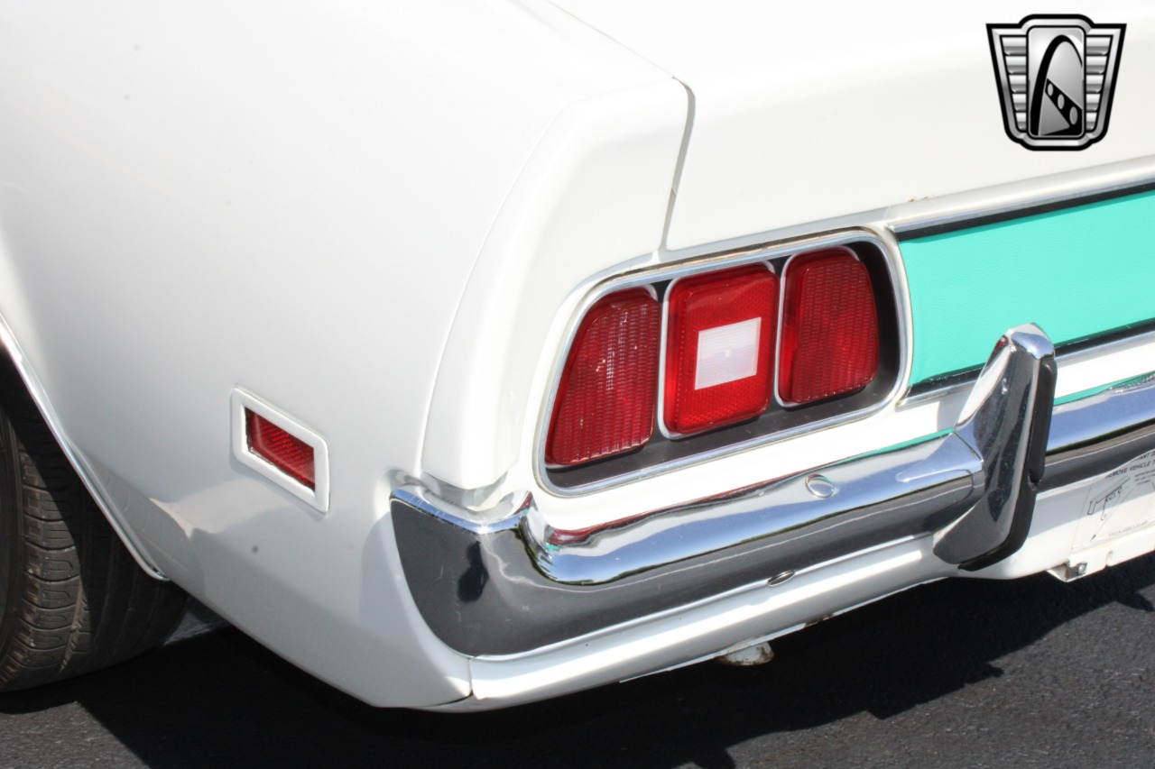 1972 Ford Mustang 13