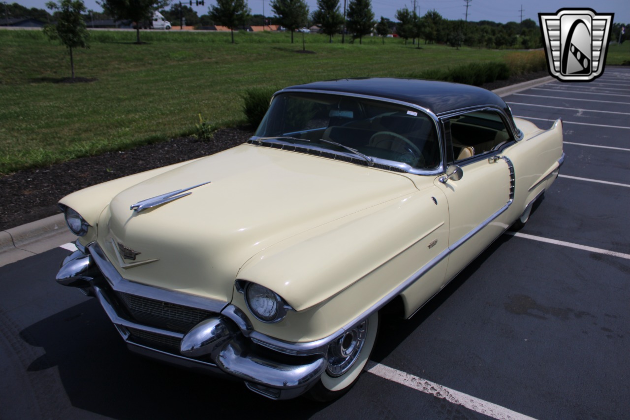 1956 Cadillac DeVille 32