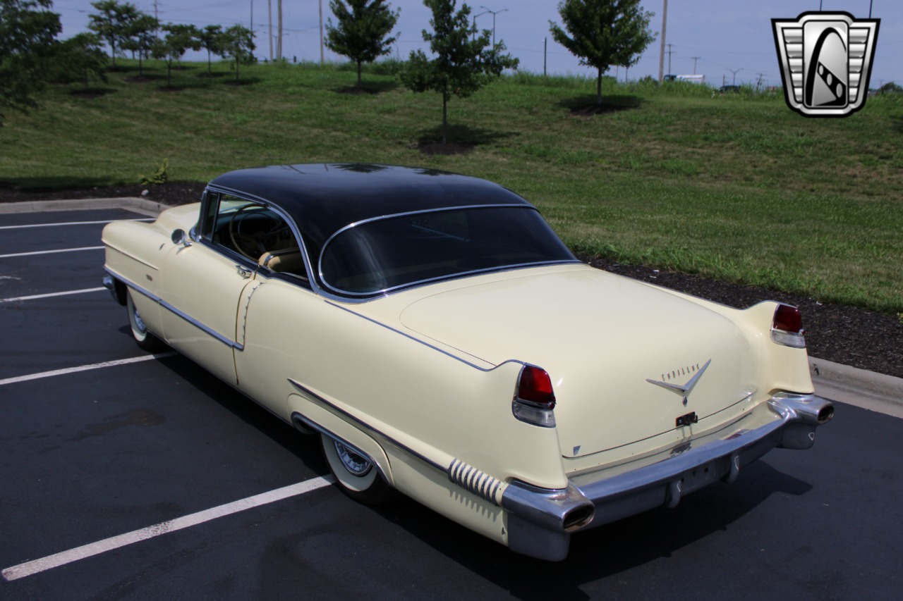 1956 Cadillac DeVille 34