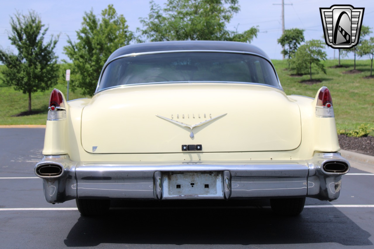 1956 Cadillac DeVille 43
